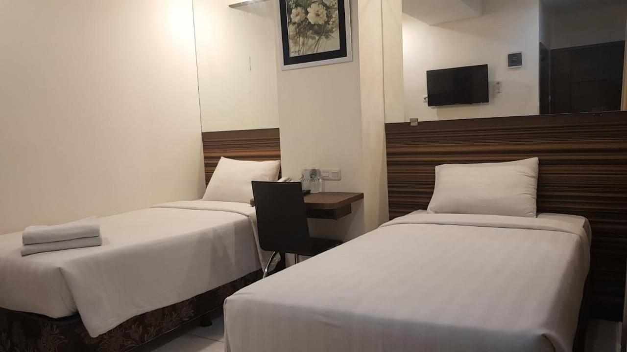 S3 Setrasari Hotel 2*