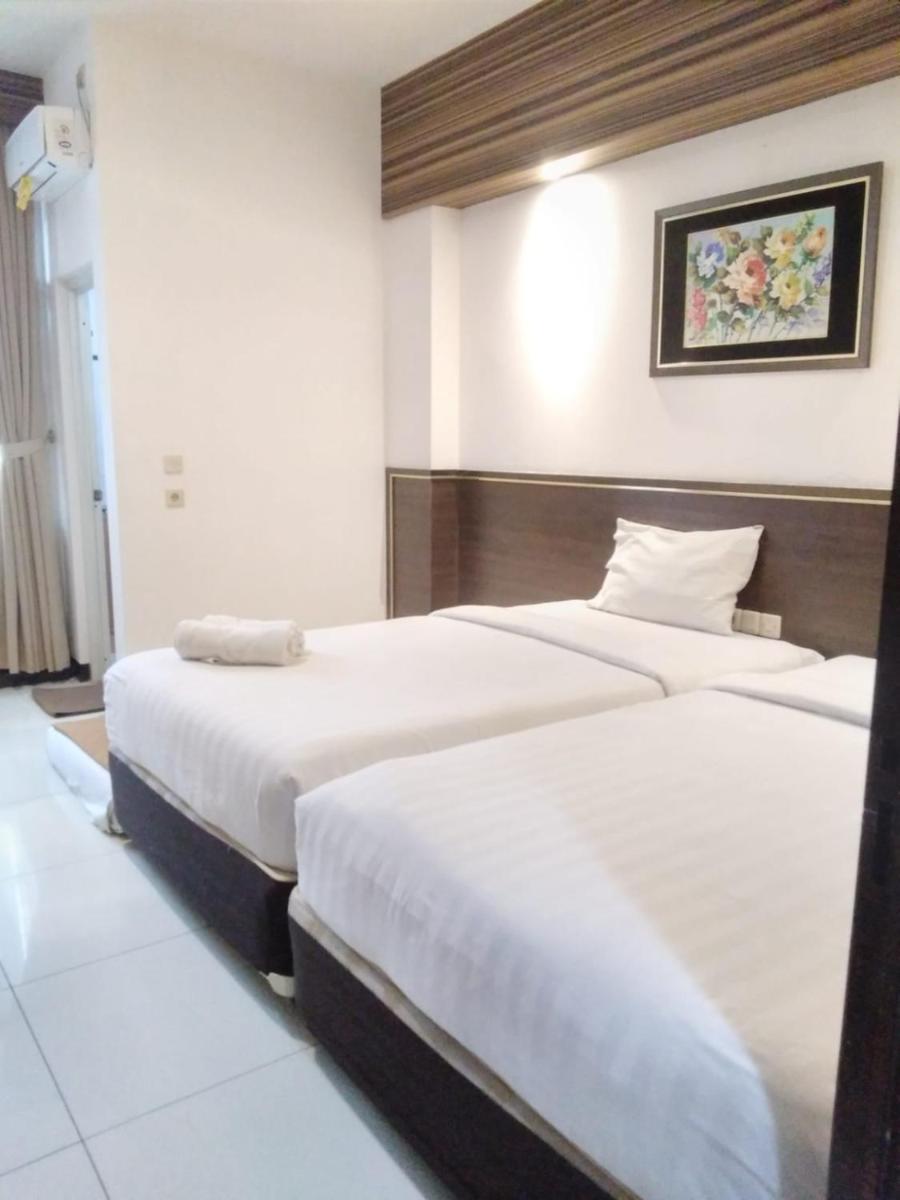 Hotel S3 Setrasari 2*