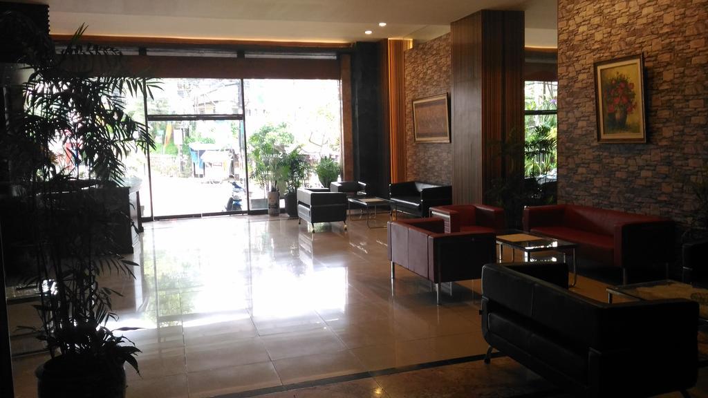 Hotel S3 Setrasari 2*