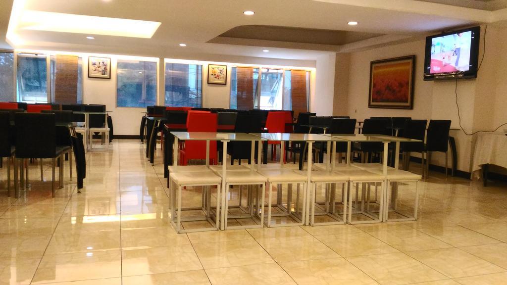 S3 Setrasari Hotel